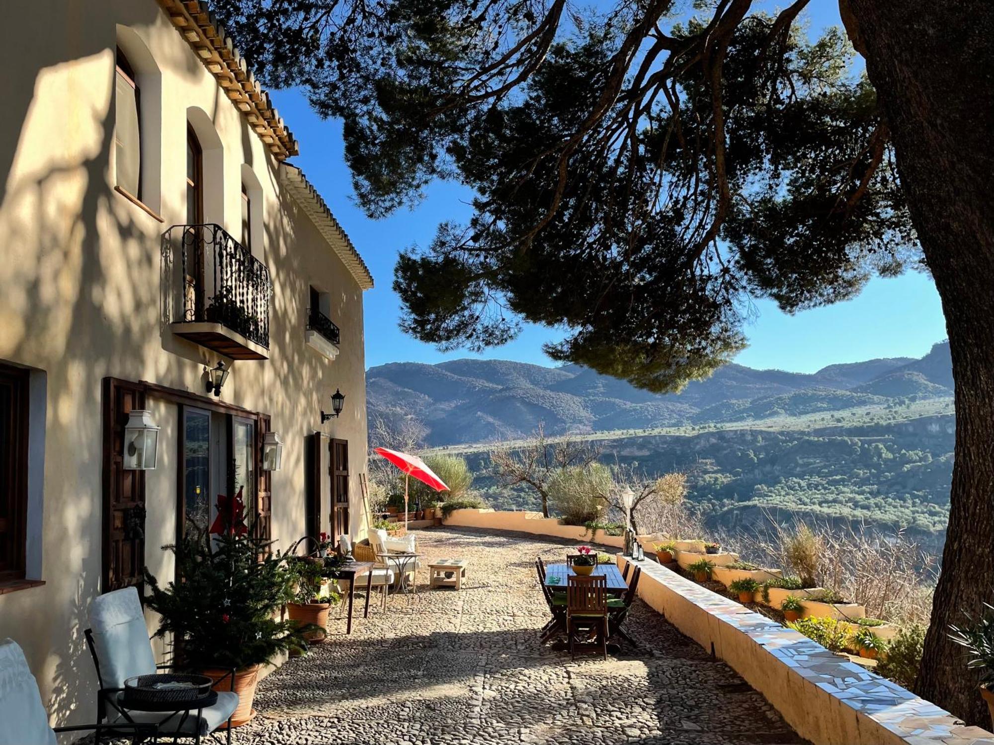 Cortijo El Pino Retreat Albuñuelas Exterior foto